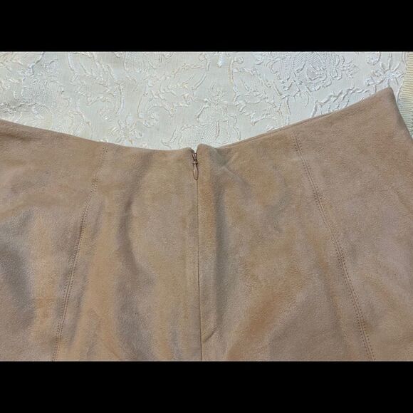 H by Halston chic faux Suede Hi-Low Midi Skirts-14 - Picture 8 of 10